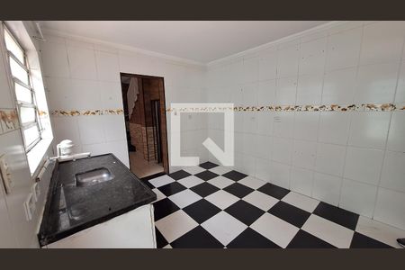 Casa para alugar com 2 quartos, 170m² em Parque Maria Helena, Suzano