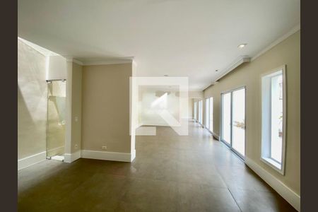 Casa à venda com 3 quartos, 360m² em Vila Nova Conceição, São Paulo