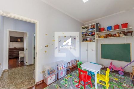 Casa à venda com 4 quartos, 317m² em Planalto Paulista, São Paulo