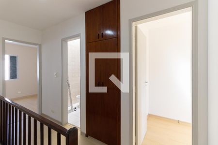 Corredor de casa para alugar com 2 quartos, 200m² em Jardim Santa Cruz (sacoma), São Paulo