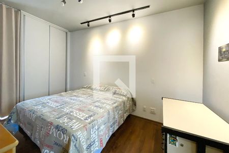 Suite 1 de apartamento para alugar com 3 quartos, 110m² em Lourdes, Belo Horizonte