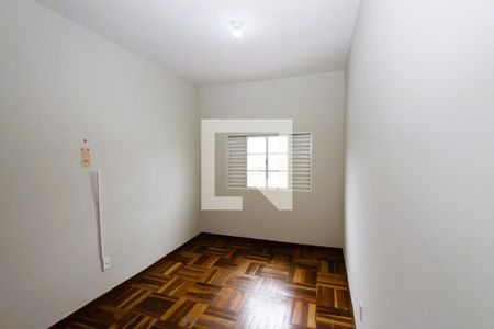 Quarto 2 de casa à venda com 5 quartos, 156m² em Bonfim, Belo Horizonte