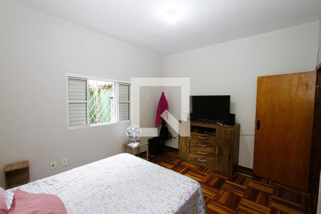 Quarto 1 de casa à venda com 5 quartos, 156m² em Bonfim, Belo Horizonte