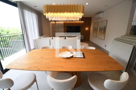 Sala de casa de condomínio à venda com 3 quartos, 185m² em Ville Sainte Hélène, Campinas