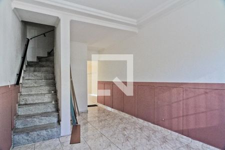 Casa à venda com 3 quartos, 164m² em Vila Pereira Cerca, São Paulo