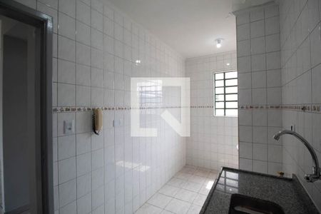 Cozinha e Área de Serviço de apartamento para alugar com 2 quartos, 50m² em Jardim Martins Silva, São Paulo