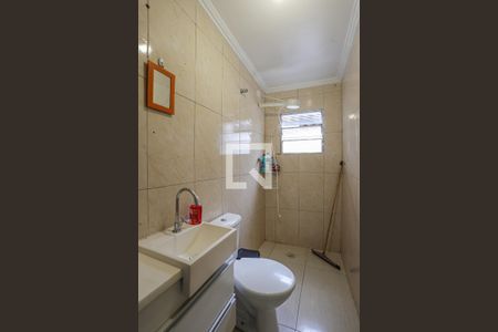 Banheiro de casa para alugar com 1 quarto, 50m² em Vila Dom Pedro I, São Paulo