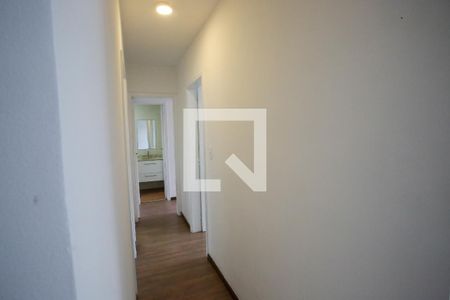 Corredor de apartamento à venda com 3 quartos, 70m² em Pechincha, Rio de Janeiro