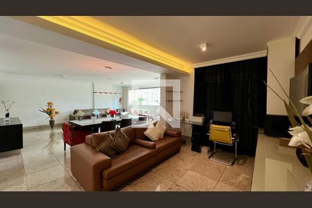 sala  de apartamento à venda com 4 quartos, 125m² em Funcionários, Belo Horizonte