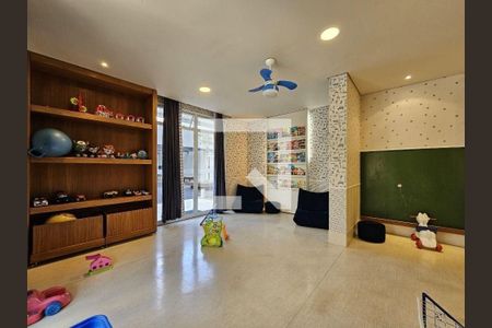 Apartamento à venda com 3 quartos, 133m² em Vila Ester (Zona Norte), São Paulo