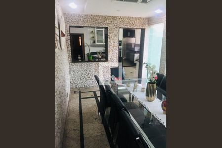 Casa à venda com 4 quartos, 440m² em Vila Carrão, São Paulo