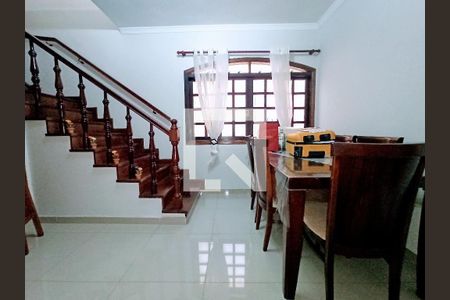 Casa à venda com 3 quartos, 186m² em Jardim Sarah, São Paulo