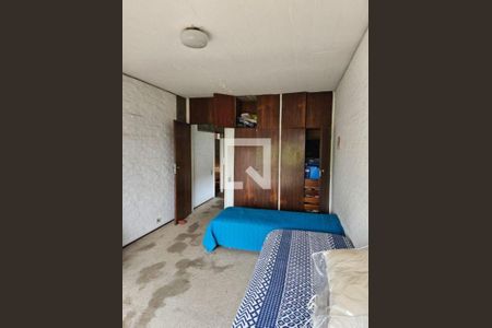 Casa à venda com 4 quartos, 550m² em Jardim Guedala, São Paulo