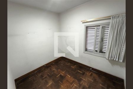 Casa à venda com 5 quartos, 142m² em Jardim Trussardi, São Paulo