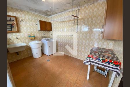 Casa à venda com 3 quartos, 178m² em Jardim Piqueroby, São Paulo