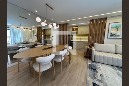 Sala de apartamento à venda com 3 quartos, 88m² em Alphaville, Barueri