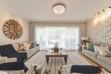 Sala de casa à venda com 4 quartos, 214m² em Campo Belo, São Paulo