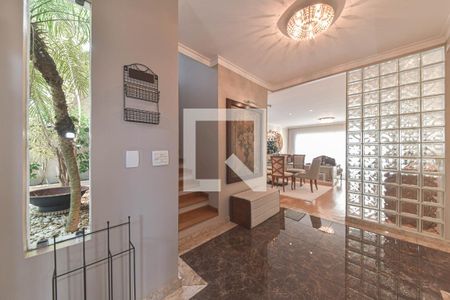 Casa à venda com 4 quartos, 214m² em Campo Belo, São Paulo