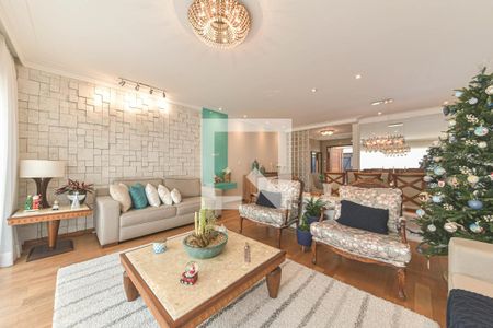 Casa à venda com 4 quartos, 214m² em Campo Belo, São Paulo