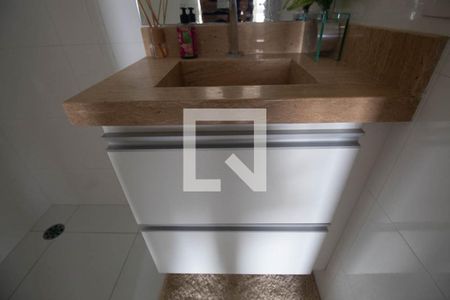 Lavabo de apartamento para alugar com 2 quartos, 72m² em Carandiru, São Paulo