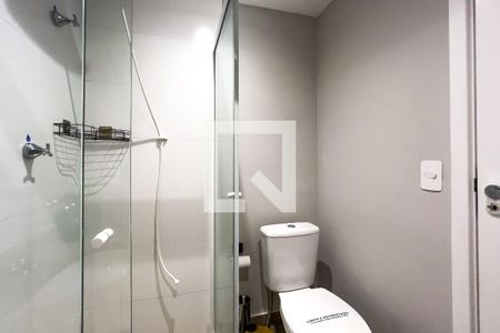 Banheiro de kitnet/studio para alugar com 1 quarto, 24m² em Vila Mariana, São Paulo