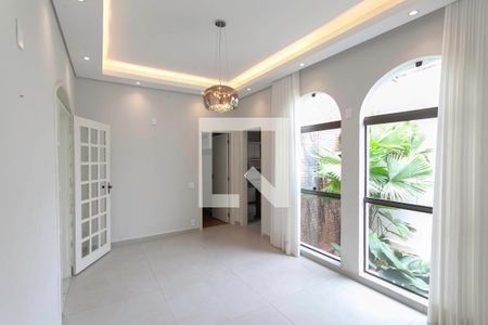 Sala 2 de casa à venda com 5 quartos, 260m² em Santa Amelia, Belo Horizonte