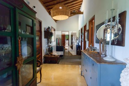 Hall de entrada de casa à venda com 3 quartos, 315m² em Casa Branca, Brumadinho