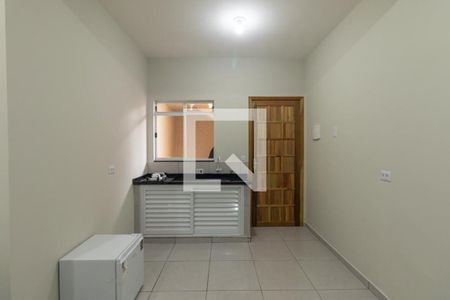 Kitnet de kitnet/studio para alugar com 1 quarto, 16m² em Sítio Cercado, Curitiba
