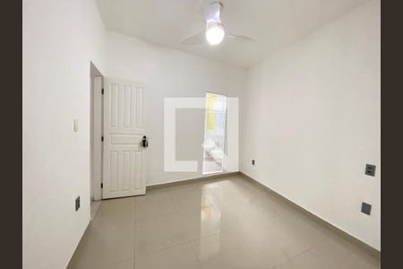Apartamento para alugar com 2 quartos, 35m² em Todos Os Santos, Rio de Janeiro