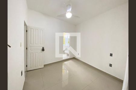 Apartamento para alugar com 2 quartos, 35m² em Todos Os Santos, Rio de Janeiro