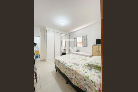 Suíte de casa à venda com 2 quartos, 180m² em Veloso, Osasco
