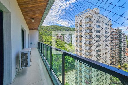 Apartamento para alugar com 4 quartos, 200m² em Barra Funda, Guarujá