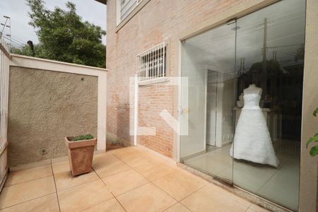 Entrada de casa para alugar com 6 quartos, 200m² em Jardim Sumare, Ribeirão Preto