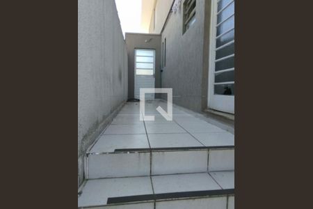 Casa à venda com 3 quartos, 138m² em Vila Romano, São Paulo