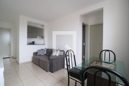 Sala de apartamento para alugar com 2 quartos, 50m² em Presidente Roosevelt, Uberlândia