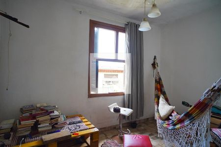 Quarto 1 de apartamento para alugar com 2 quartos, 56m² em Rubem Berta, Porto Alegre