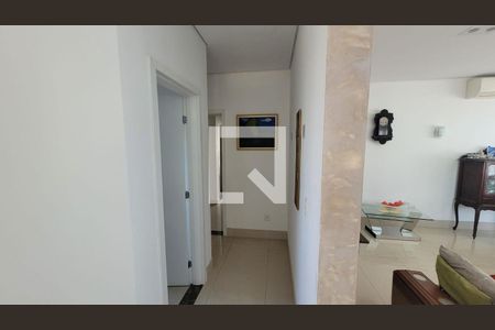 Casa à venda com 4 quartos, 360m² em Swiss Park, Campinas