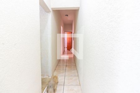 Corredor de casa para alugar com 3 quartos, 200m² em Recanto das Rosas, Osasco