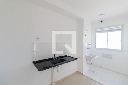 Sala/Cozinha/Área de Serviço de apartamento à venda com 2 quartos, 35m² em Vila Ré, São Paulo