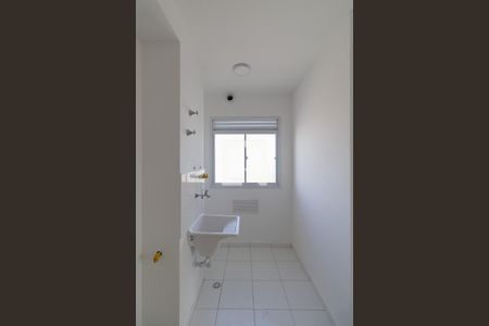 Sala/Cozinha/Área de Serviço de apartamento à venda com 2 quartos, 35m² em Vila Ré, São Paulo