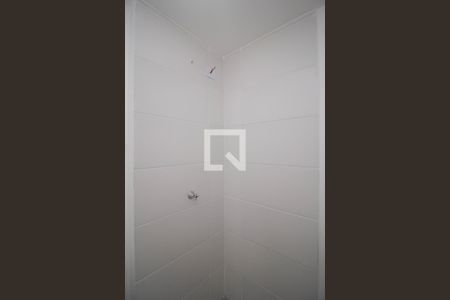 Banheiro de apartamento à venda com 2 quartos, 55m² em Nossa Senhora do O, São Paulo