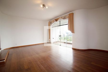Apartamento à venda com 2 quartos, 198m² em Jardim Europa, São Paulo