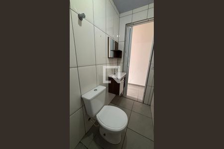 Banheiro de casa para alugar com 1 quarto, 40m² em Vila Suíça, Santo André