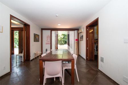 Casa à venda com 4 quartos, 615m² em Jardim Paulista, São Paulo