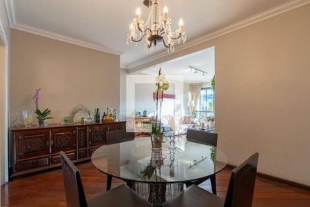 Apartamento à venda com 3 quartos, 132m² em Jardim das Bandeiras, São Paulo