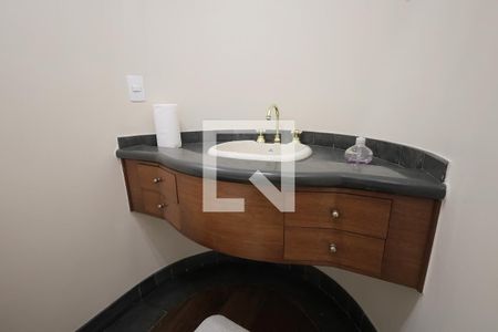 Banheiro 1 de apartamento à venda com 4 quartos, 250m² em Vila Bastos, Santo André