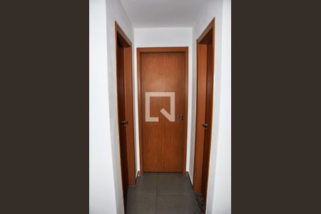 Corredor Quartos de apartamento para alugar com 2 quartos, 48m² em Jardim Iris, São Paulo