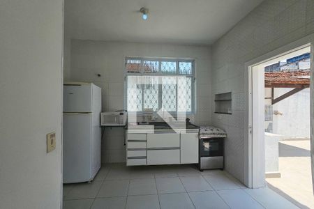 cozinha  de casa para alugar com 4 quartos, 240m² em Jardim Tres Marias, Guarujá