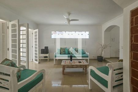 Sala de casa para alugar com 4 quartos, 240m² em Jardim Tres Marias, Guarujá