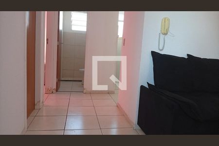 Sala de apartamento para alugar com 2 quartos, 37m² em Cosmos, Rio de Janeiro